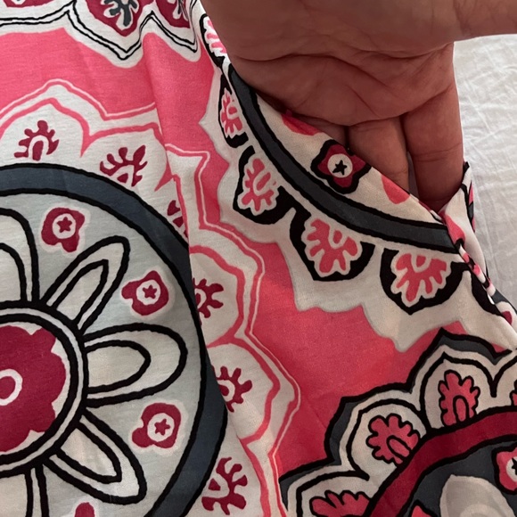 Cute, colorful sleeveless sundress with pockets. Petite small - Picture 7 of 8